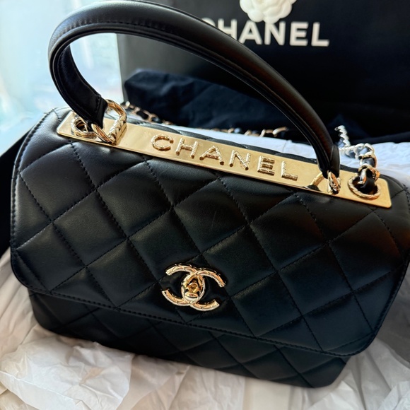 CHANEL Trendy CC BAG IN LAMBSKIN (LIMITED EDITION) - Picture 3 of 7